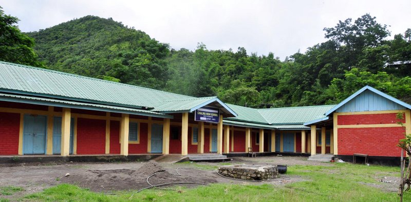 Minister Tribal Affairs & Hills Inaugurated Chalwa Govt. High School and Inspected Sdo Office at Tujang Waichong kangpokpi dist on 29.6.2017 (6).JPG